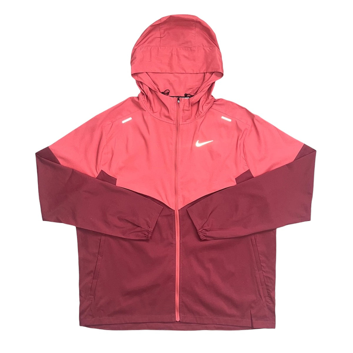 NikeWindrunner
UVProtection
AdobeRedStyle
ActivewearJacket
WindResistantGear
OutdoorPerformance