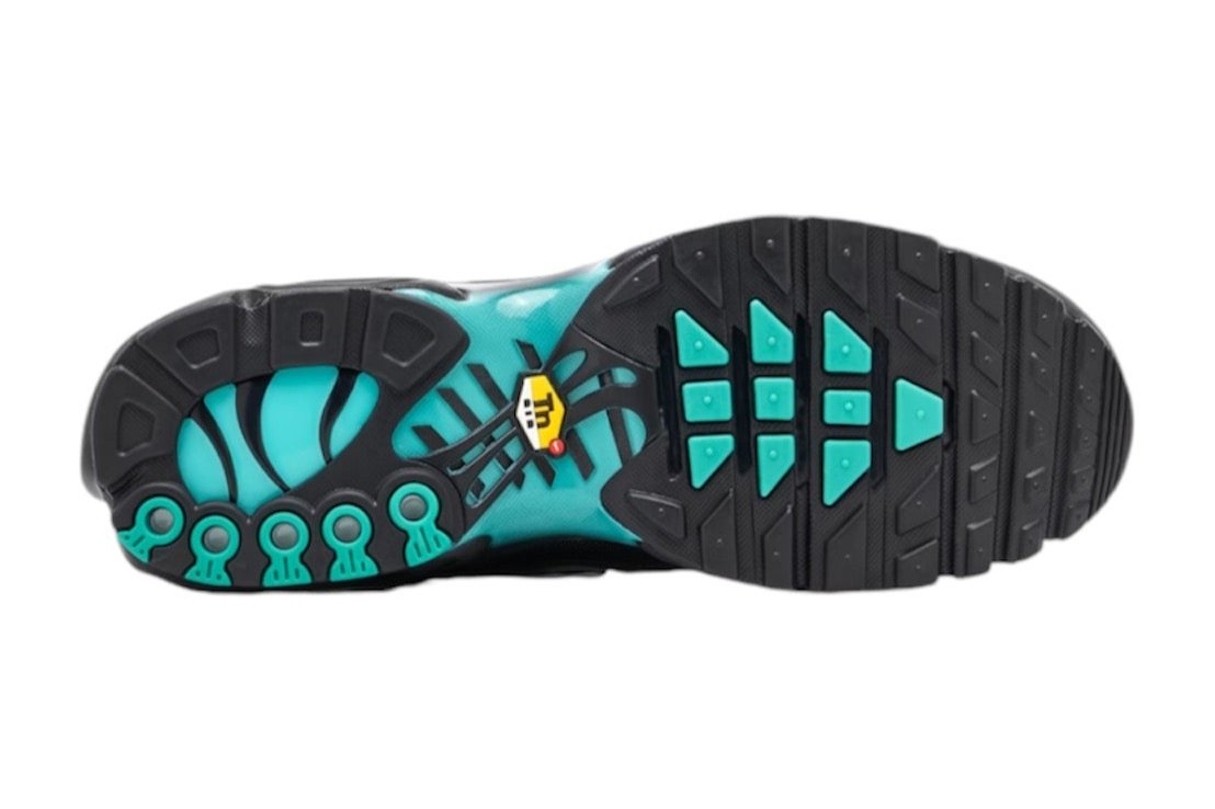 NikeAirMaxPlusTn

LightRetroAqua

TunedAirComfort

BoldSneakerFashion

StreetwearStaples

NikeAirMaxVibes

UrbanStyleEssentials

ComfortAndStyle